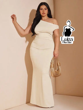 Vestido Longo Um Ombro Só Detalhe Assimétrico Plus Size