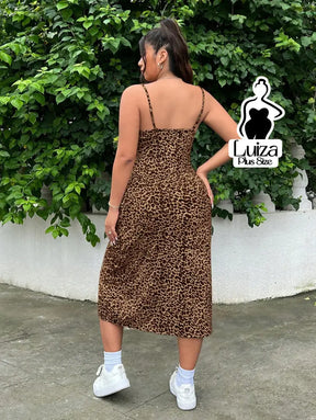 Vestido Midi Animal Print Alças Finas Fenda Lateral Plus Size