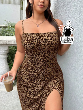 Vestido Midi Animal Print Alças Finas Fenda Lateral Plus Size