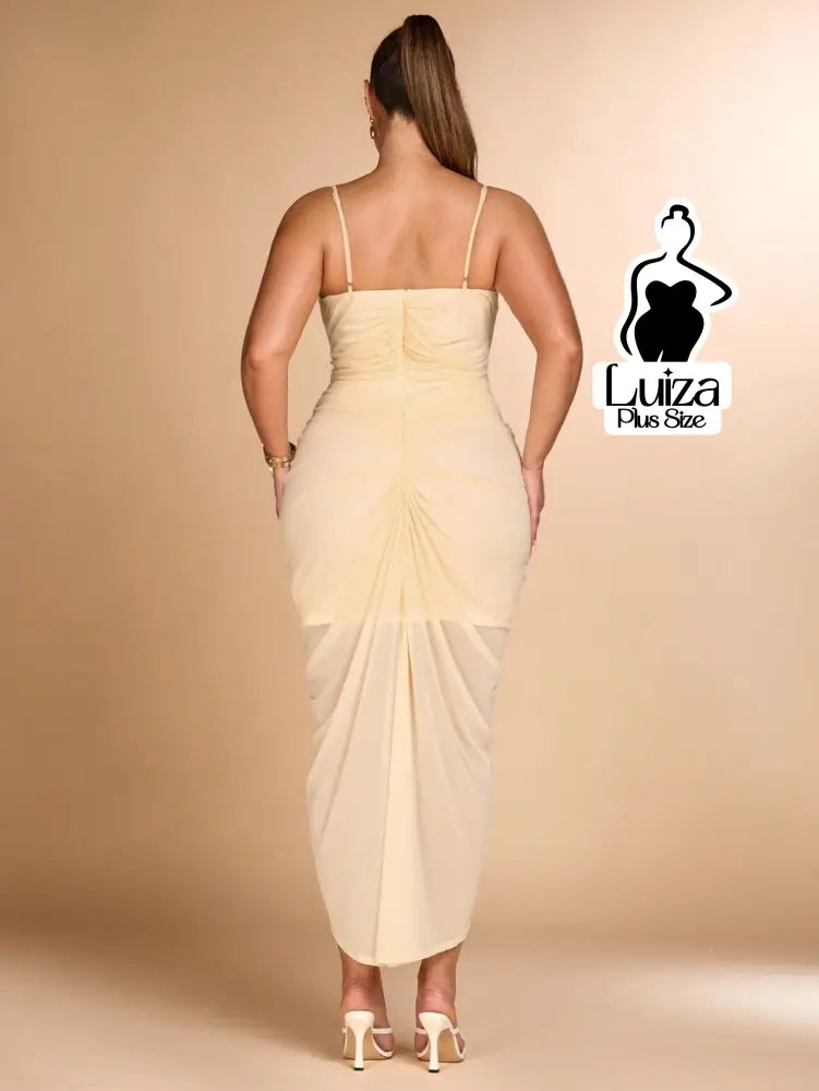 Vestido Midi Animal Print Babado Central Fenda Plus Size