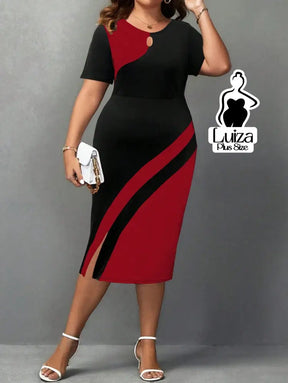 Vestido Midi Bicolor Manga Curta Detalhe Em Argola Plus Size