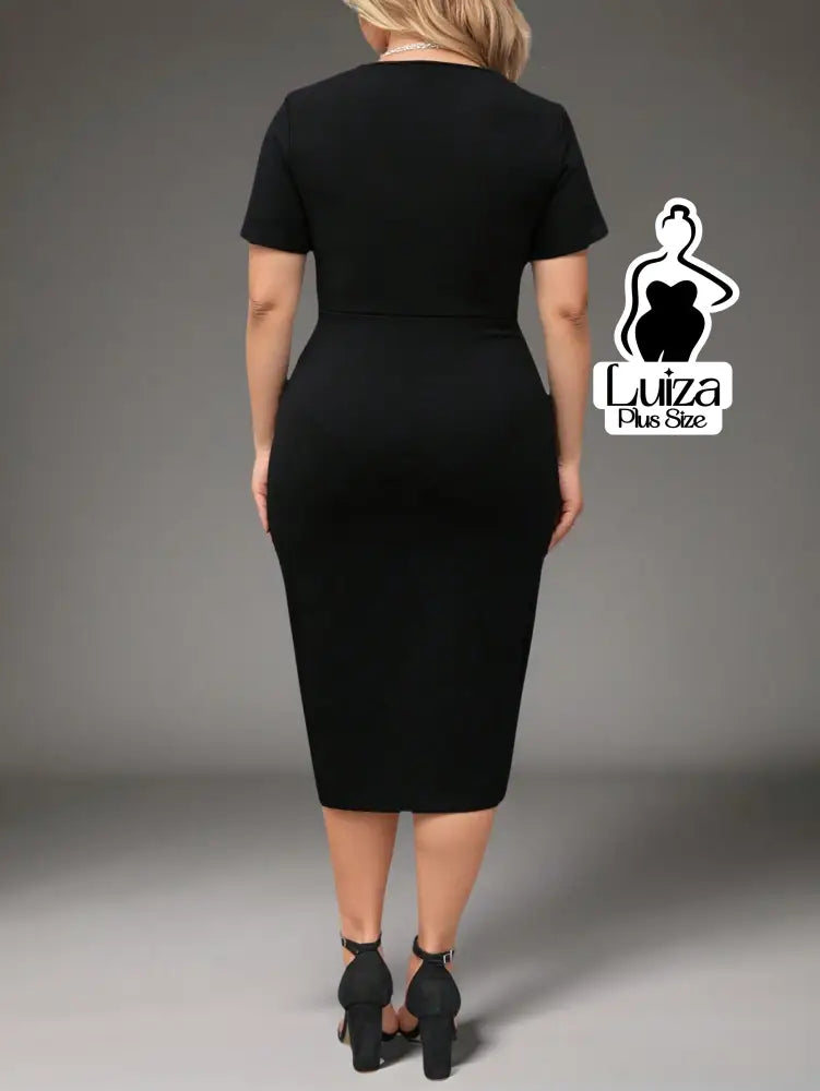 Vestido Midi Bicolor Manga Curta Detalhe Em Argola Plus Size