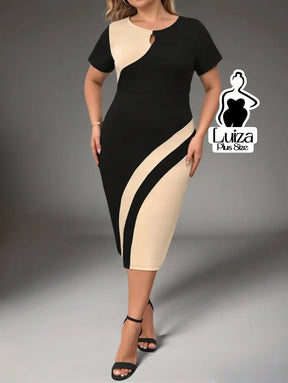 Vestido Midi Bicolor Manga Curta Detalhe Em Argola Plus Size