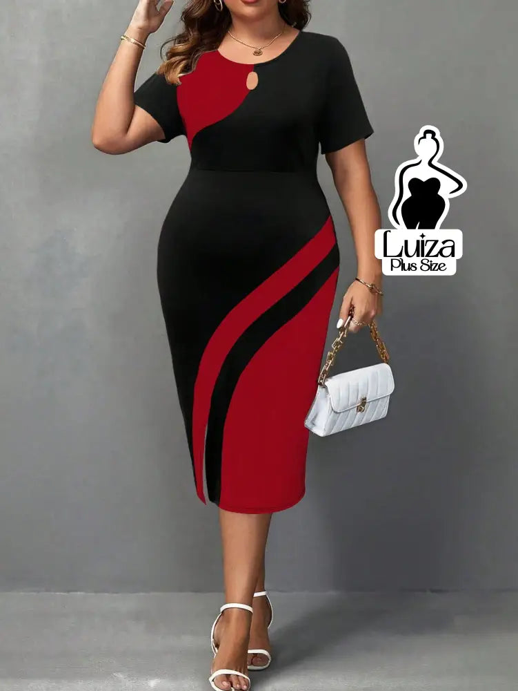 Vestido Midi Bicolor Manga Curta Detalhe Em Argola Plus Size