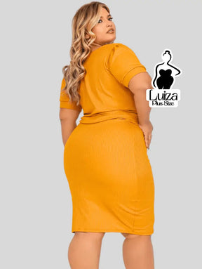 Vestido Midi Canelado Amarração Na Cintura Plus Size