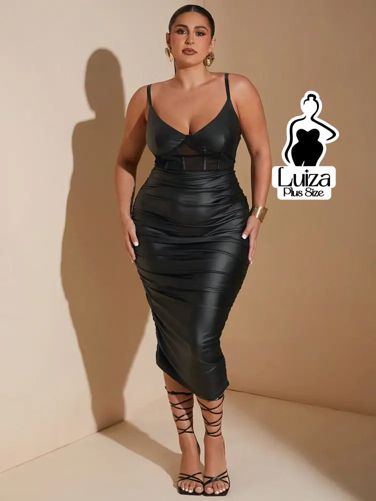 Vestido Midi Couro Sintético Decote V Drapeado Plus Size