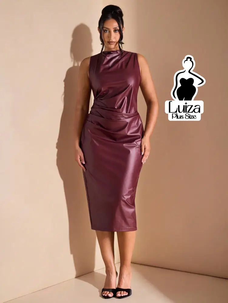 Vestido Midi Couro Sintético Drapeado Na Cintura Plus Size