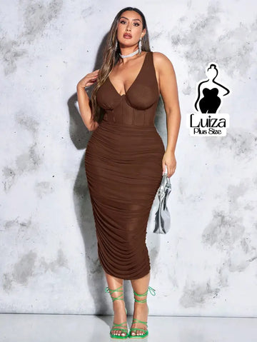 Vestido Midi Justo Corset Estruturado Drapeado Plus Size