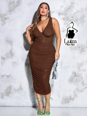 Vestido Midi Justo Corset Estruturado Drapeado Plus Size