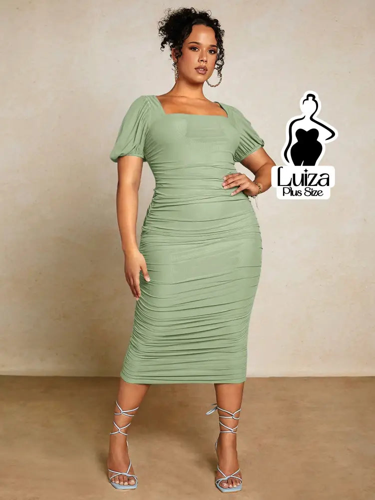 Vestido Midi Justo Decote Quadrado Manga Bufante Plus Size