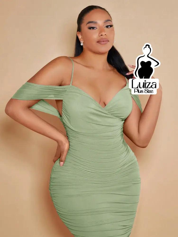 Vestido Midi Justo Ombro Caído Decote Elegante Plus Size