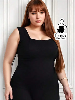 Vestido Midi Justo Sem Mangas Decote Quadrado Plus Size