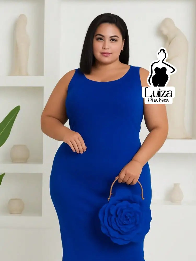 Vestido Midi Justo Sem Mangas Decote Quadrado Plus Size