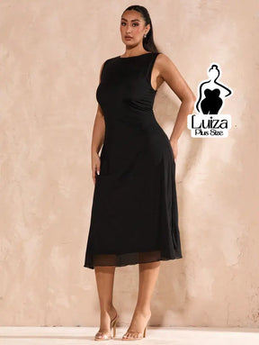 Vestido Midi Minimalista Sem Mangas Elegante Plus Size