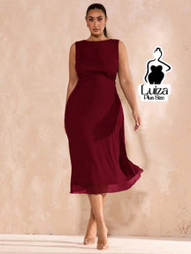 Vestido Midi Minimalista Sem Mangas Elegante Plus Size